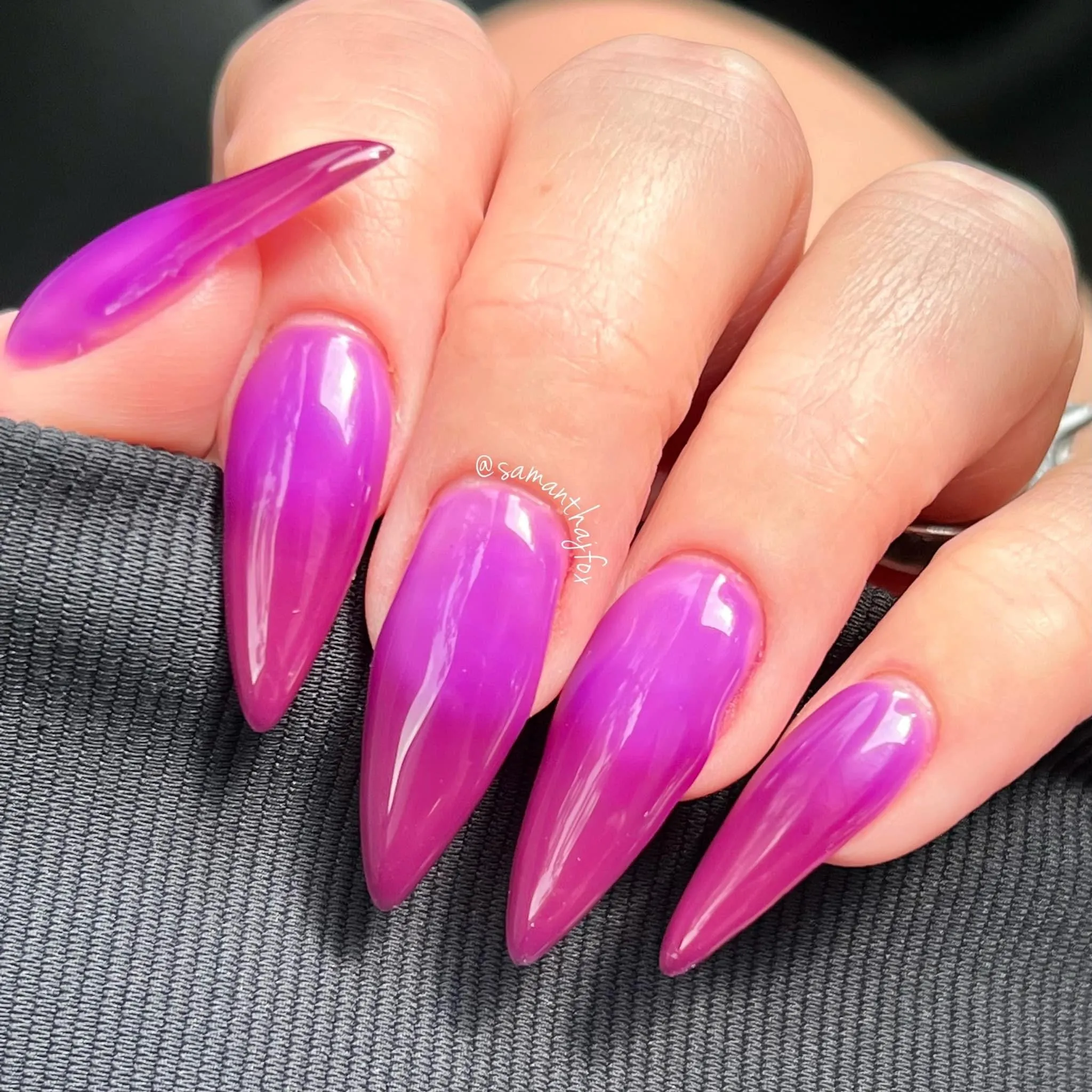 Currant-Thermal Builder Gel
