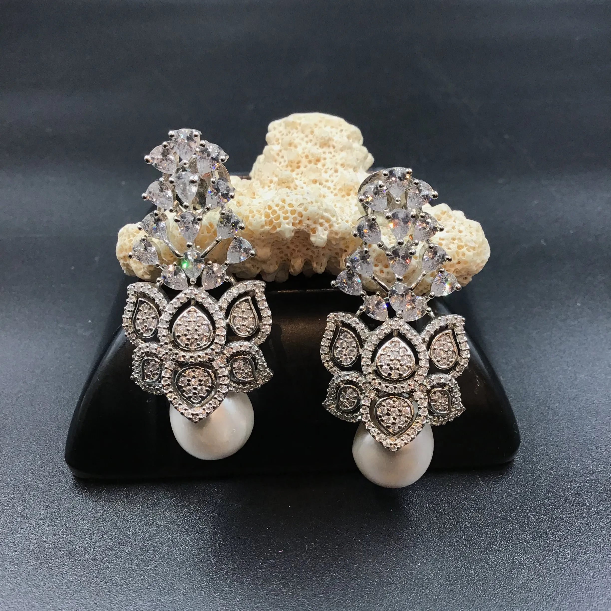 Light Zircon/AD Earring 4196-69