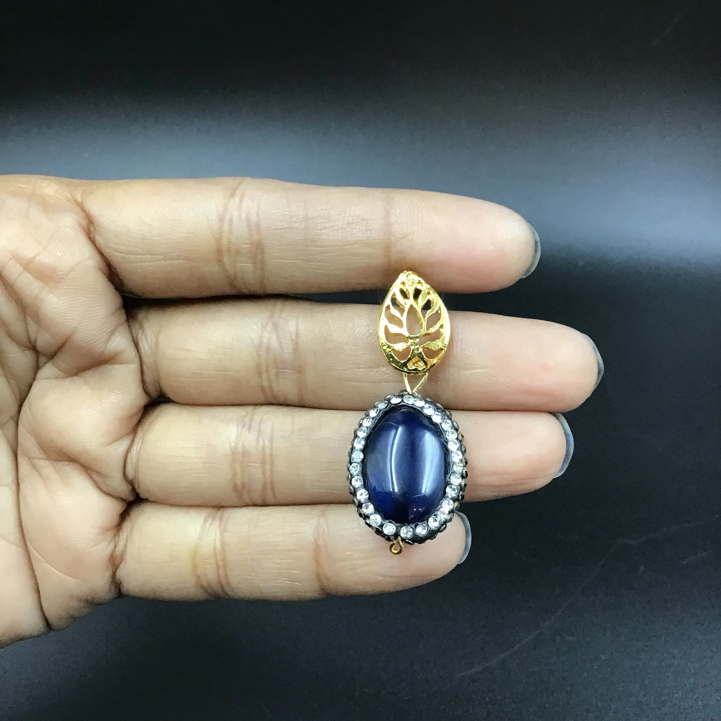 Stylish Pendant Set 3481-68