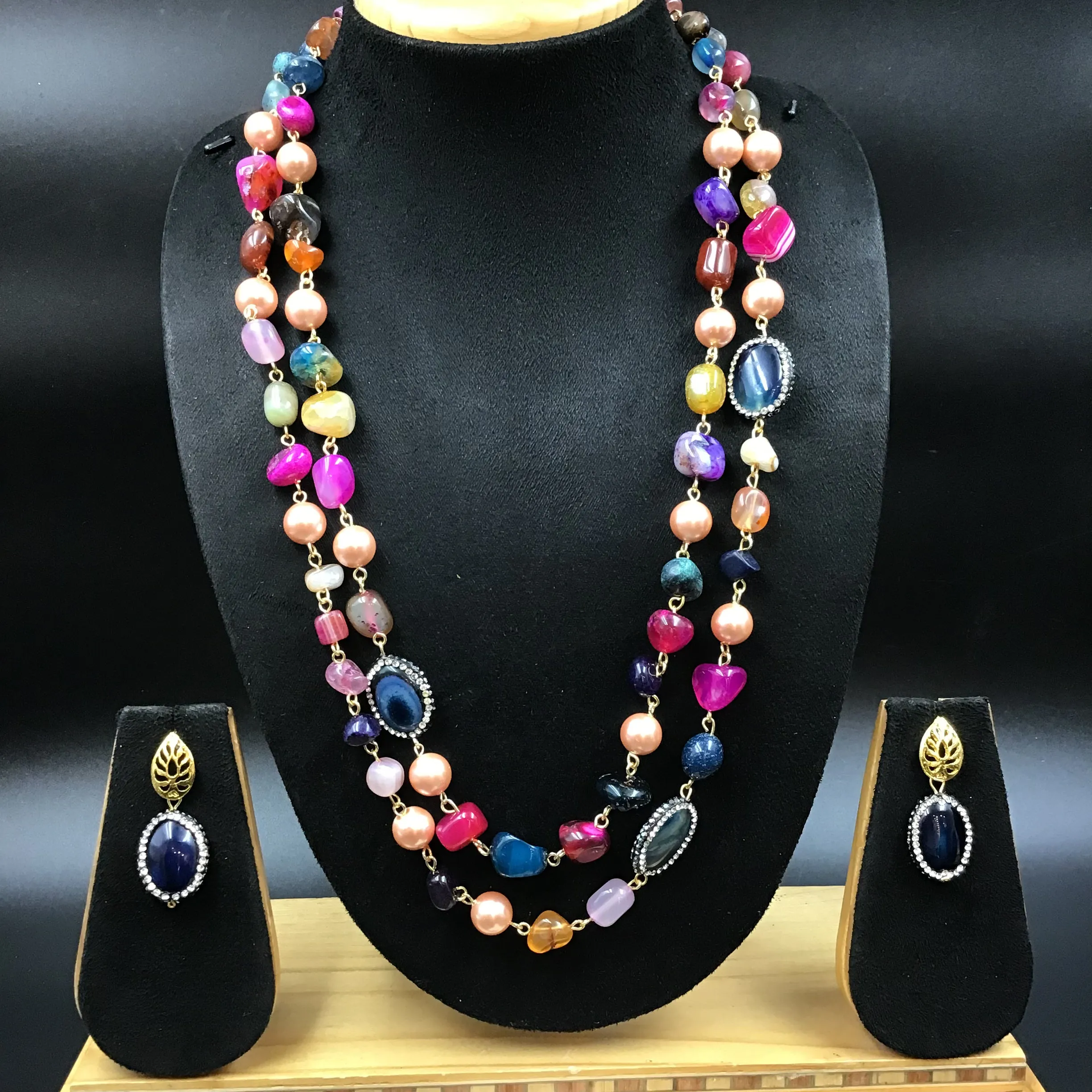 Stylish Pendant Set 3481-68