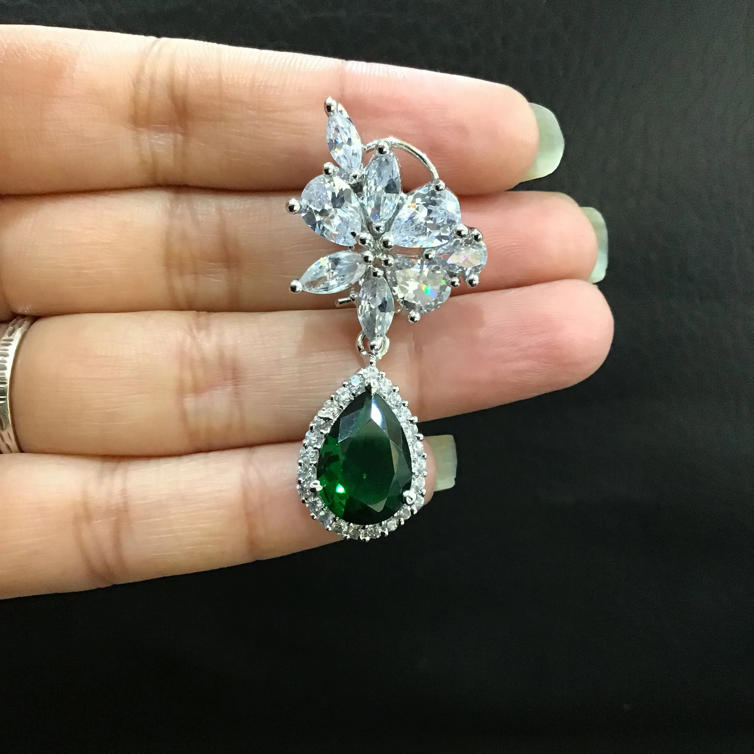 Zircon/AD Earring 1103-69