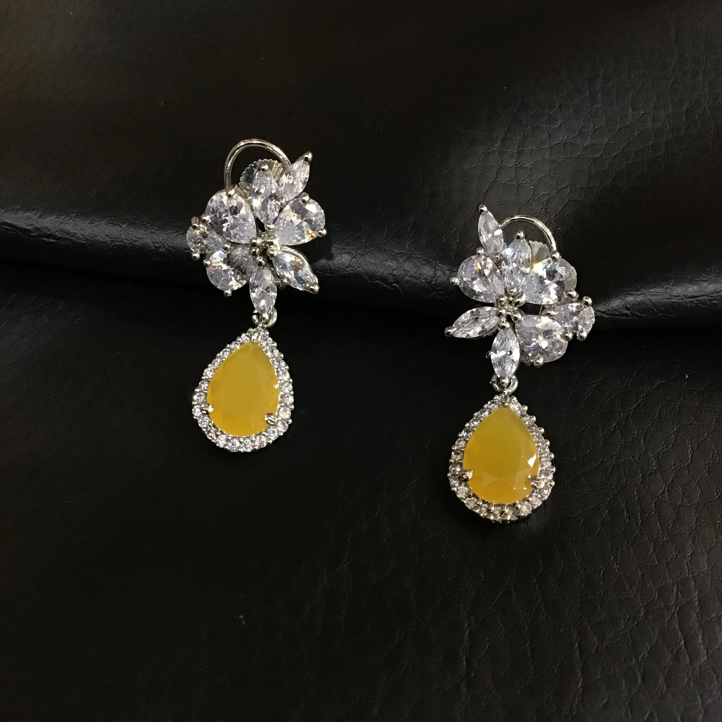Zircon/AD Earring 1103-69