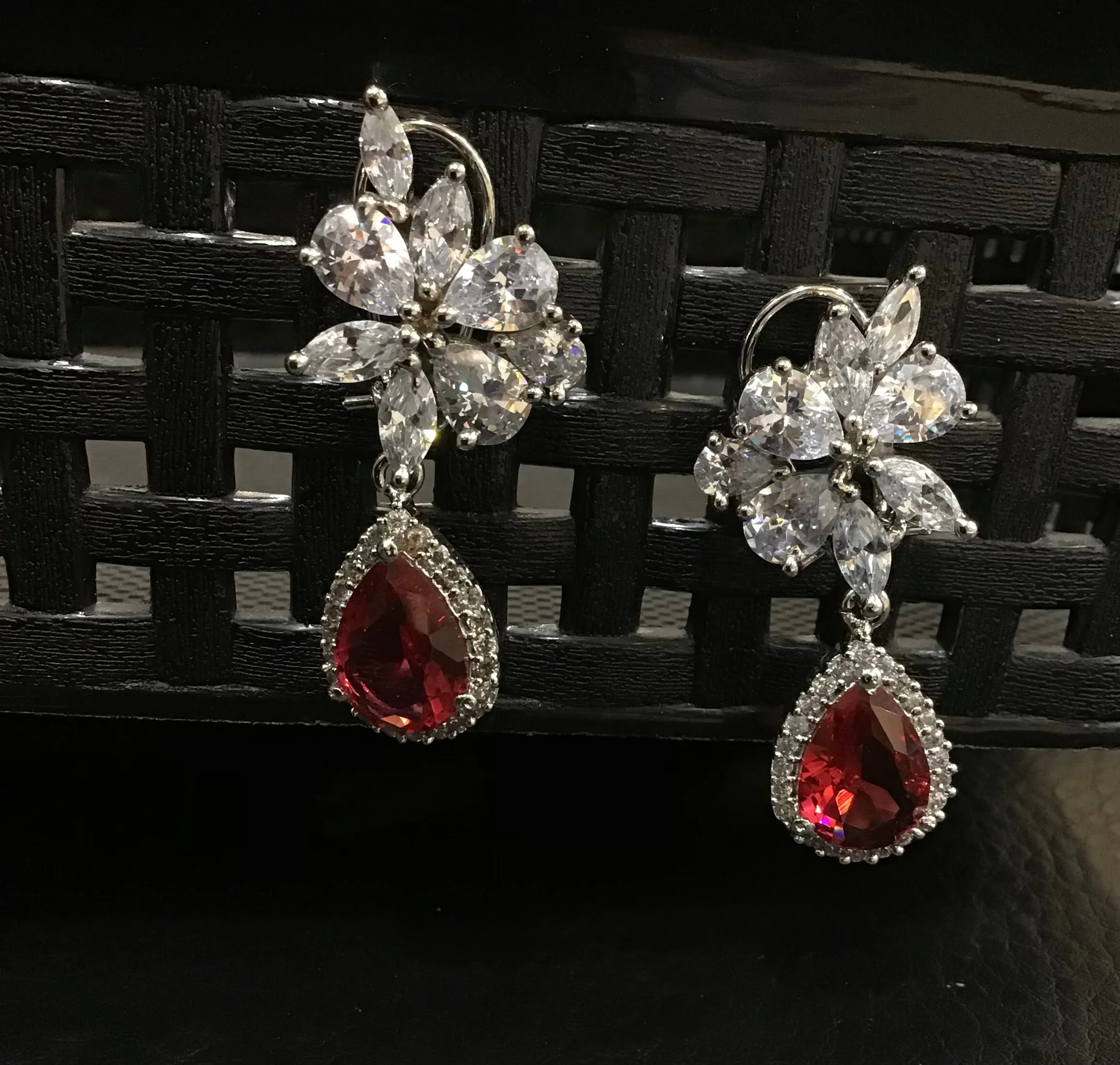 Zircon/AD Earring 1103-69
