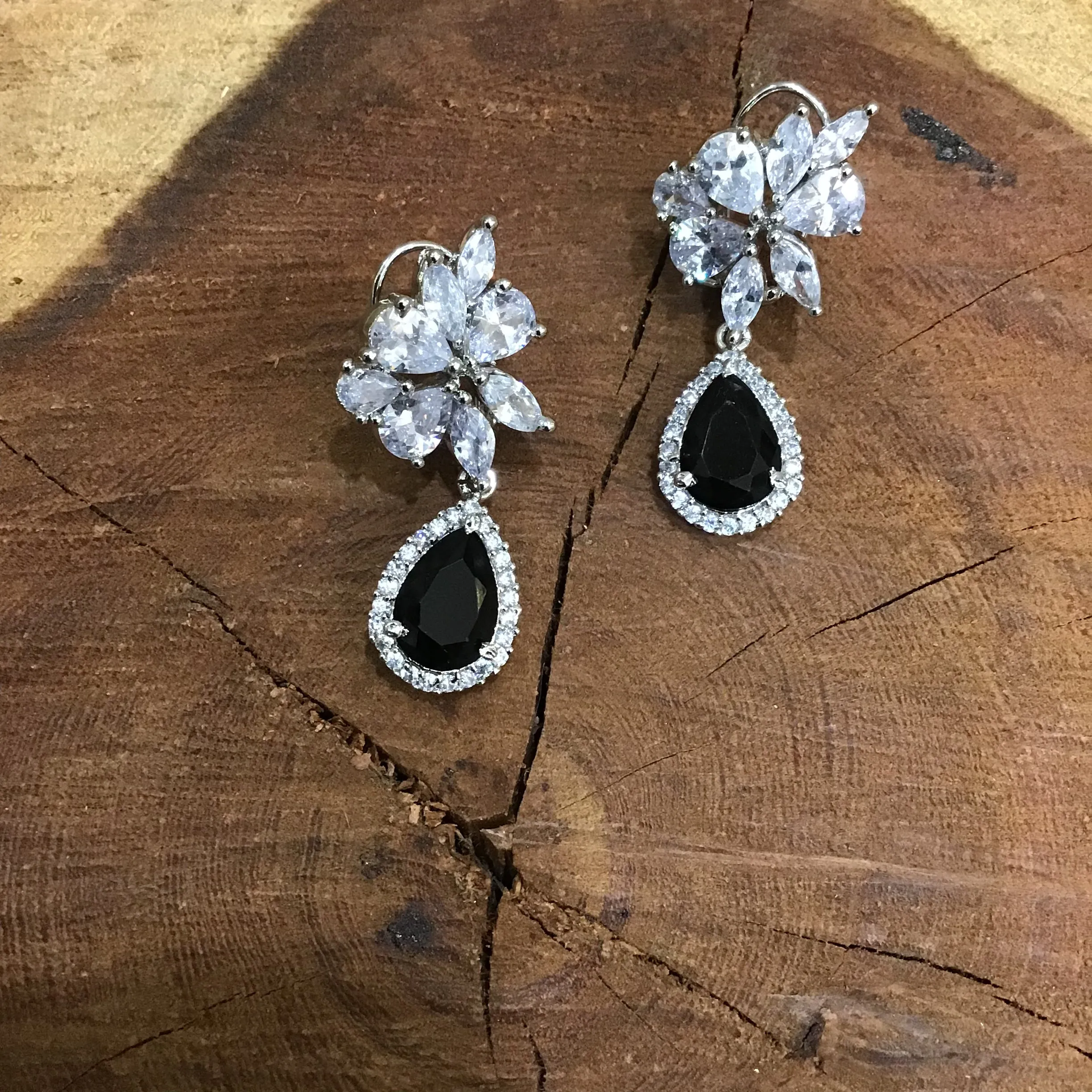 Zircon/AD Earring 1103-69