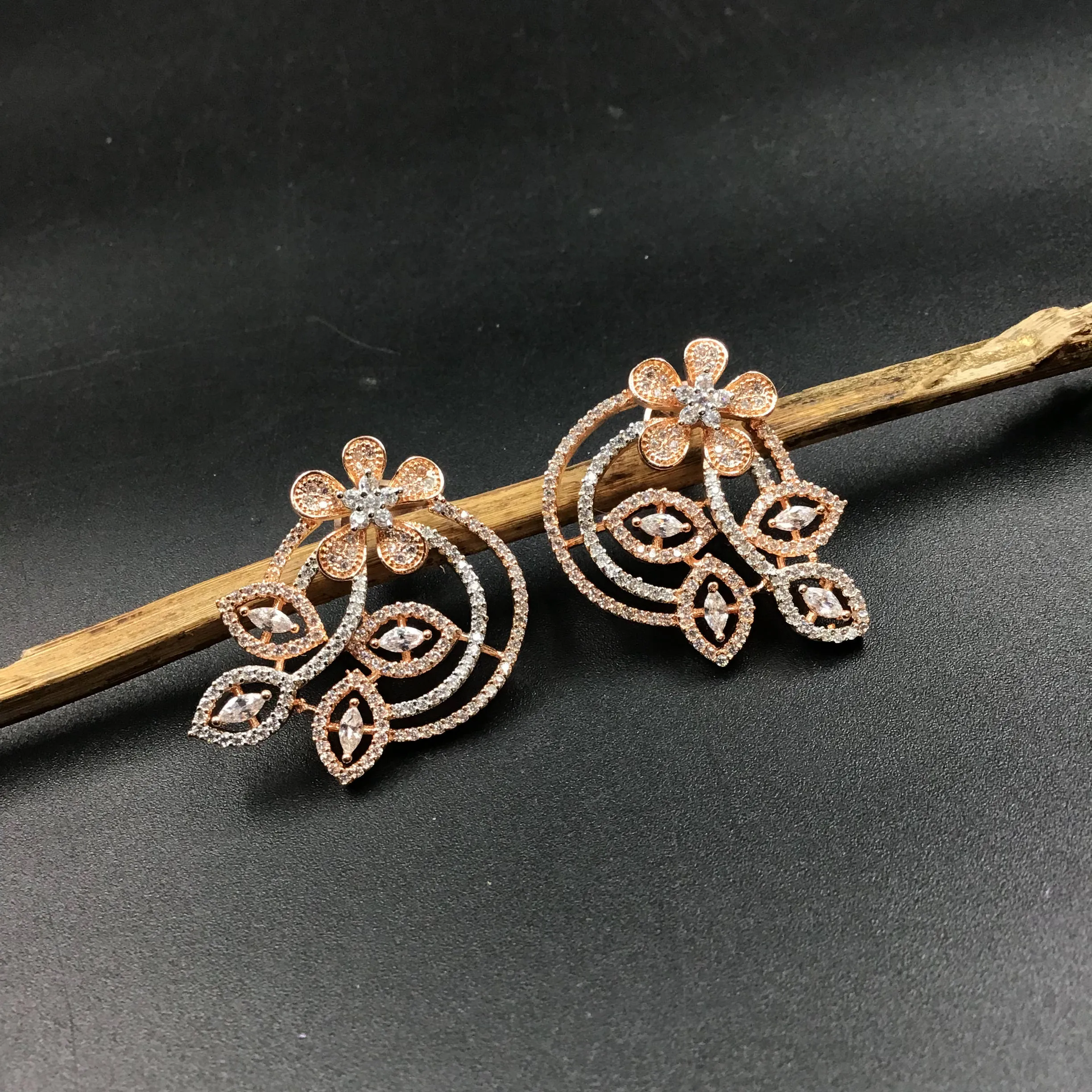 Zircon/AD Earring 16364-3511